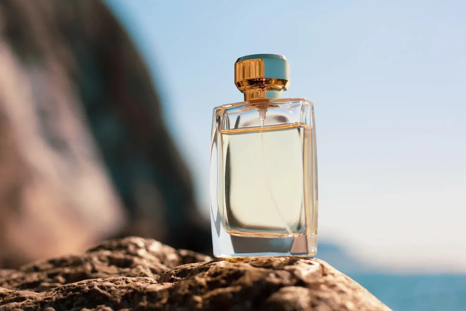 El Impacto del Calor en tu Perfume: Consejos para Mantener tu Fragancia en Verano