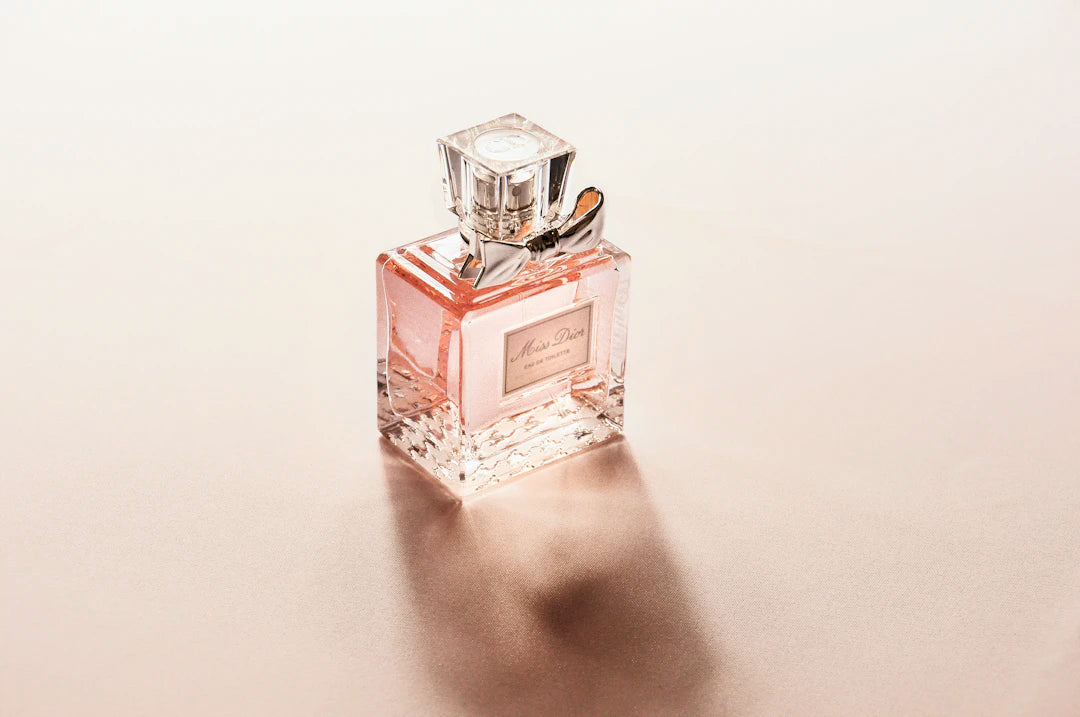 Perfumes unisex frescos para el verano