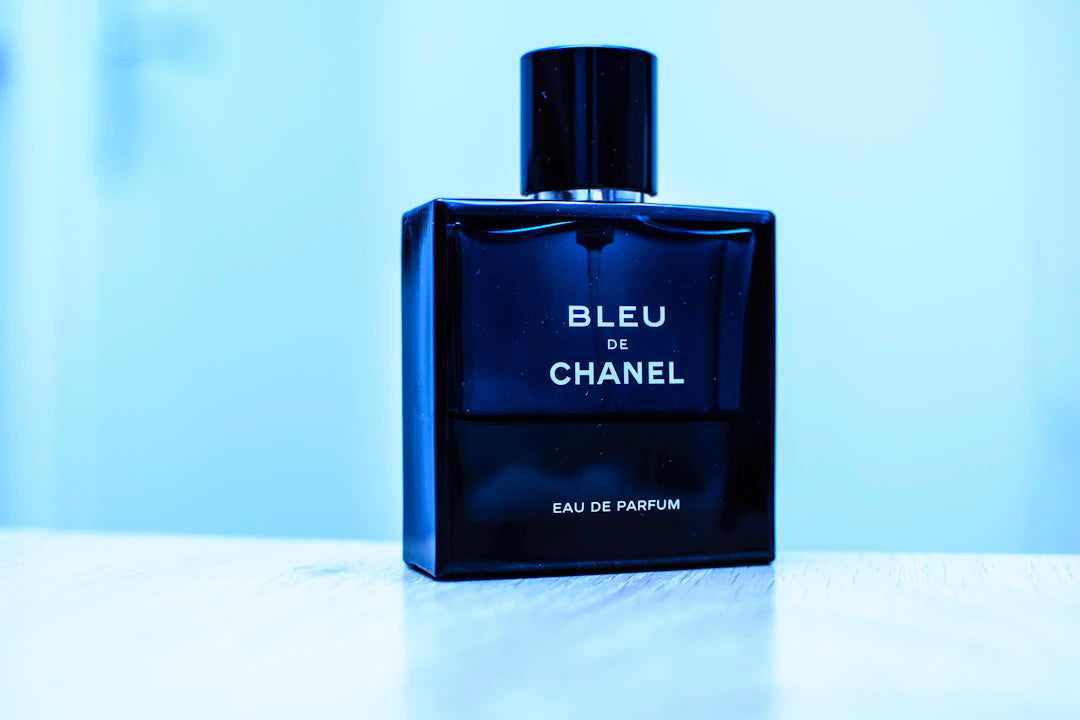 Descubre el Alma de un Perfume Nota de Salida, Corazón y Fondo
