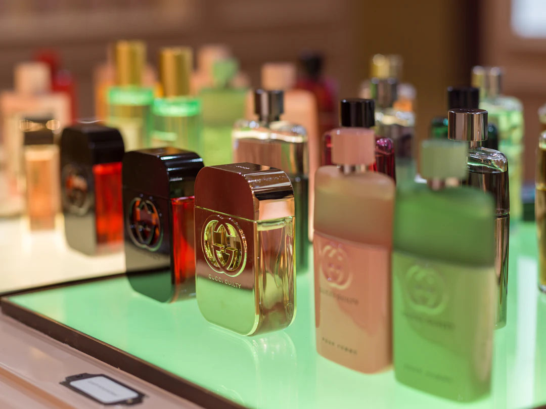 Perfumes Femeninos vs. Masculinos ¿Cuál Elegir